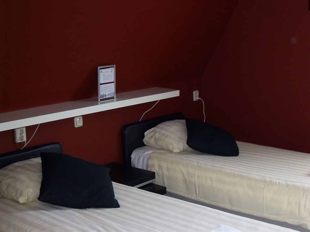 Hotel Restaurant De Buizerd Langedijk 외부 사진